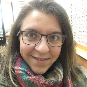 Meet your Posher, Tara